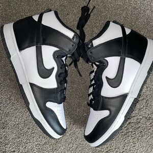 Womens Panda Dunk high black and white